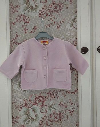 Pull gilet rose clair en sweat 3/6 mois 67 cm