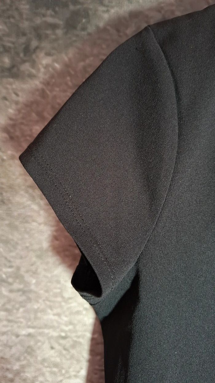 Robe noire chic col perles - photo numéro 5