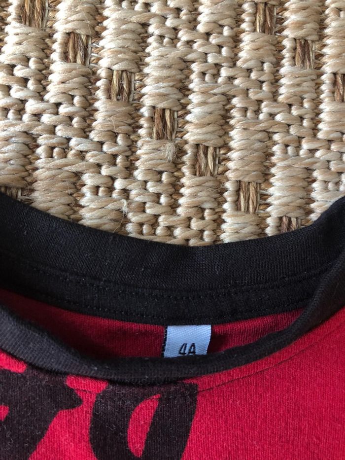 T-shirt manches longues - taille 4 ans - photo numéro 2