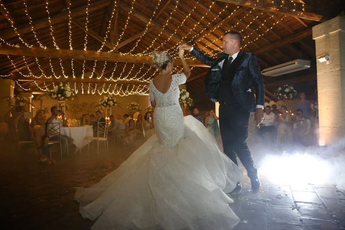 Robe de mariée sirène / princesse évasé en bas - photo numéro 18