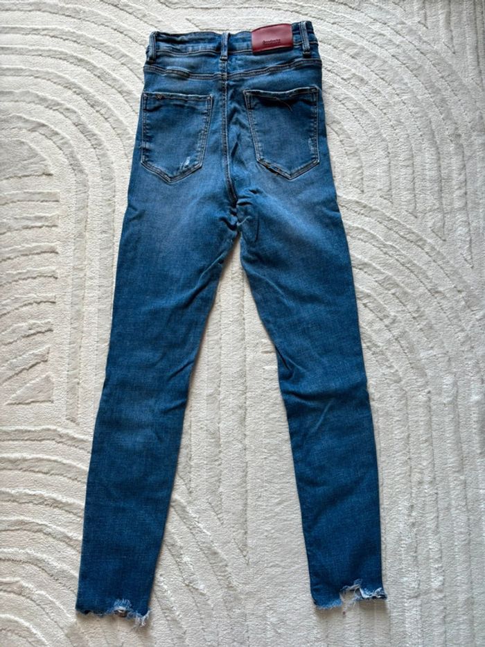 Lot de 3 jeans bleus troués stradivarius t 36 - photo numéro 14