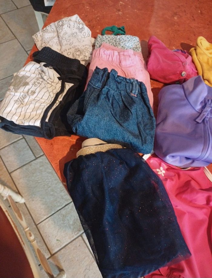 Lot de vêtements fille taille 12 mois été - photo numéro 2