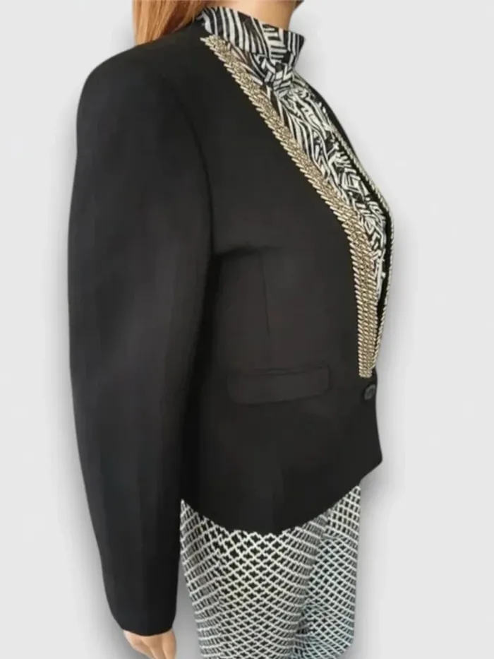 Blazer noir Manigance ,coupe cintrée ,ouverte ,motifs bord métallique - photo numéro 3