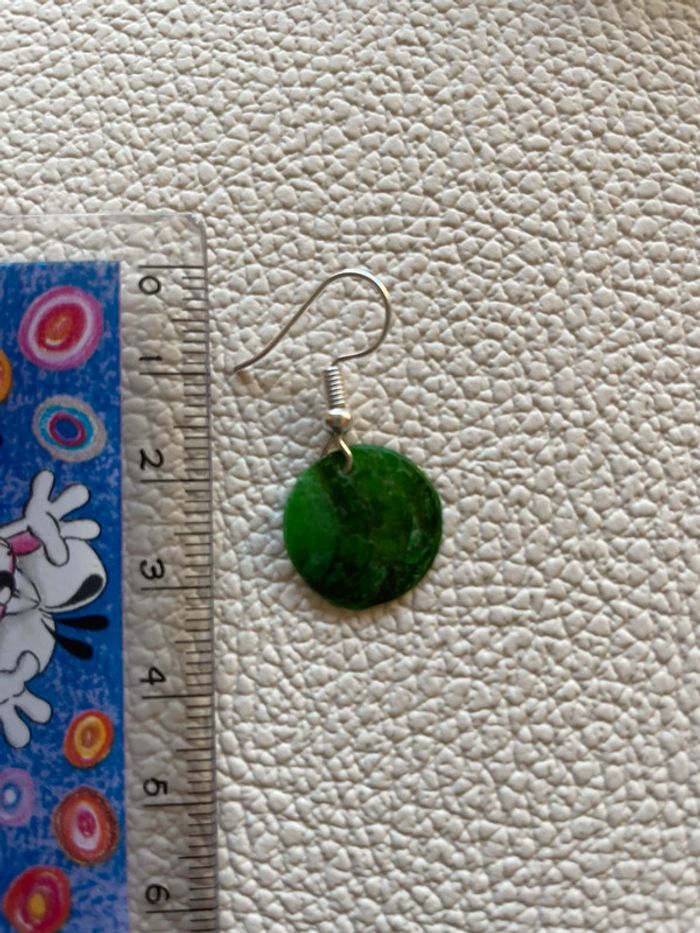 Boucles d’oreilles nacre vert - photo numéro 4