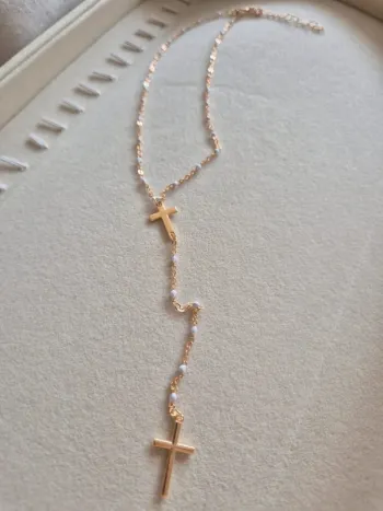 Collier estival style gigi zag avec croix
🌸 en acier inoxydable perles blanches