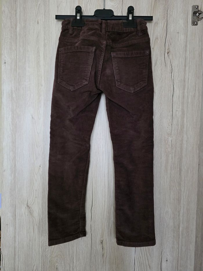 PANTALON GARÇON VELOURS CÔTELÉ MARRON TAILLE 6ANS MARQUE KIABI - photo numéro 2