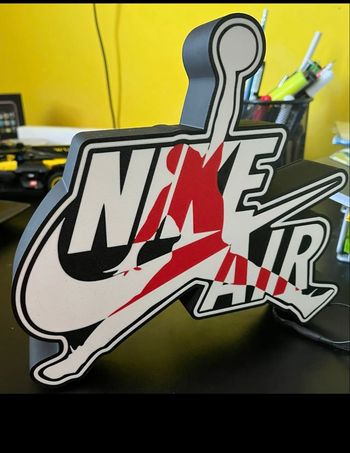 ️ Lightbox inspirée Nike Air – Déco lumineuse