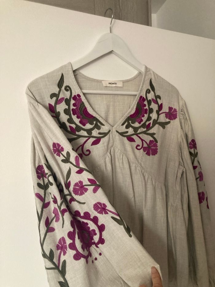 Blouse brodée - photo numéro 3