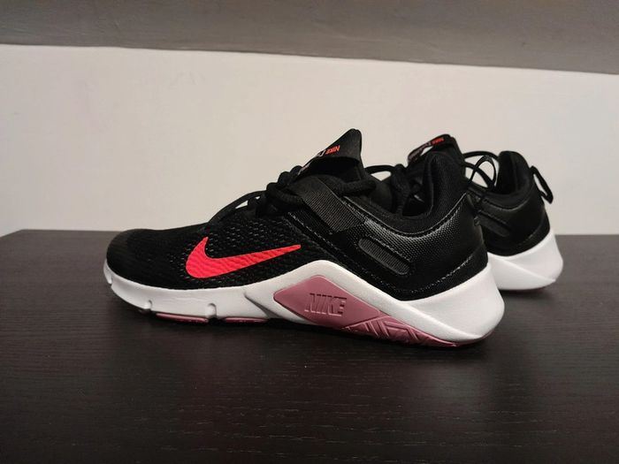 Baskets running femme 38.5 Nike - photo numéro 2