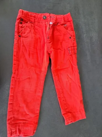 pantalon week-end à la mer rouge 23 mois