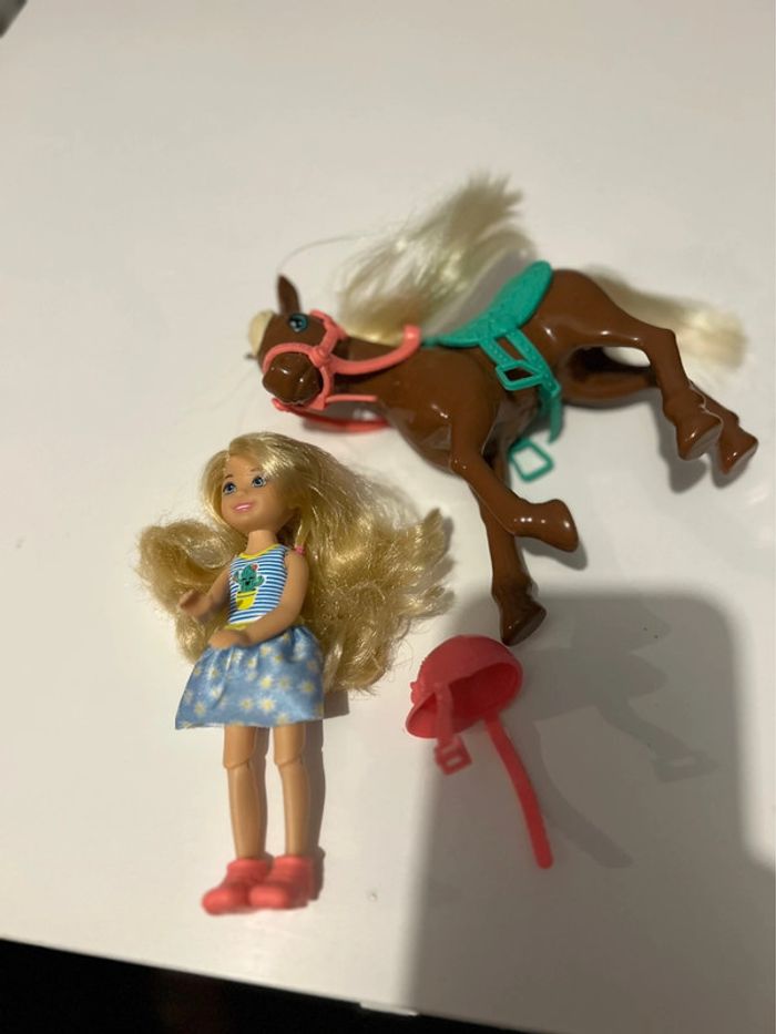 Chelsea et son poney, mini-poupée articulé blonde - photo numéro 3