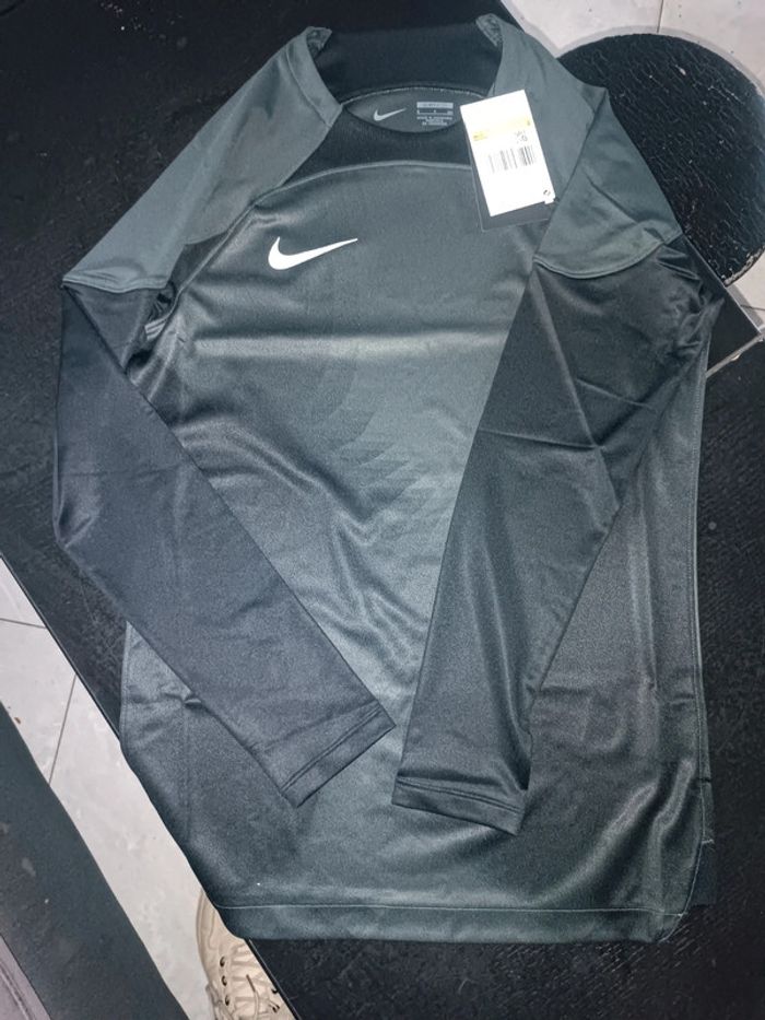 Haut d'entraînement Nike taille S