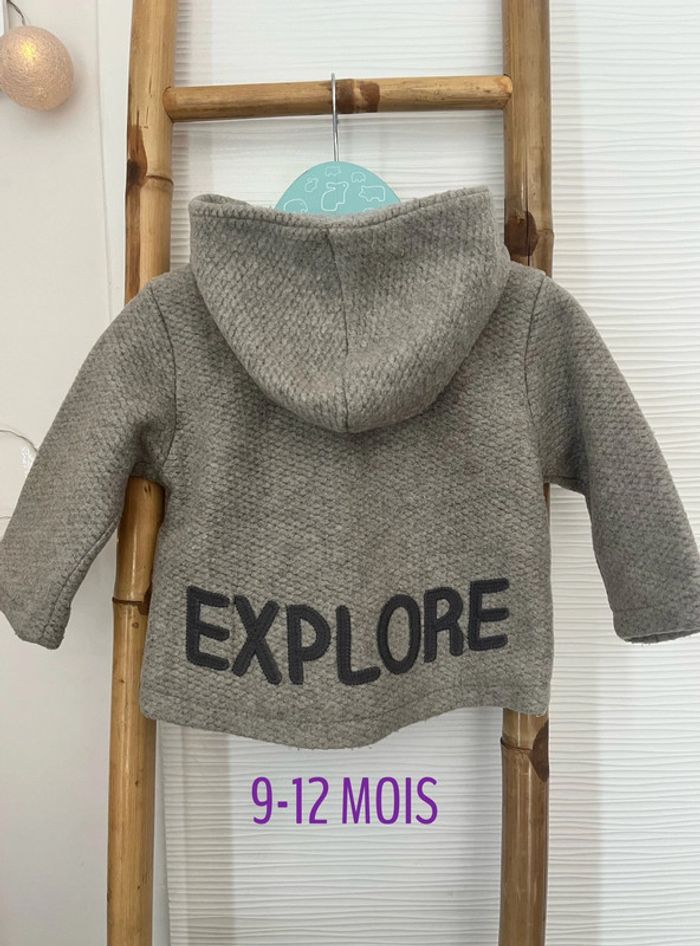 Veste zippée à capuche taille 9-12 mois (80cm)