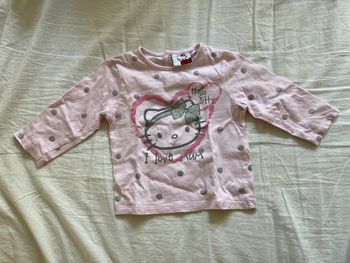 Tee-shirt manche longue hello kitty 12 mois