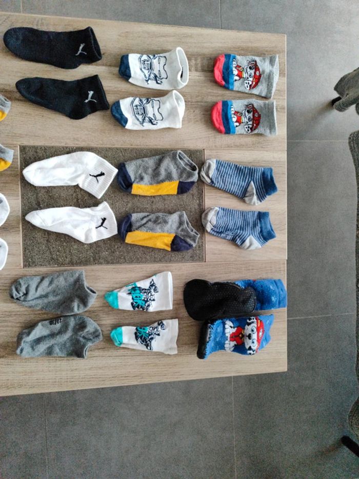 Lot de 12 paires de chaussettes 27/30 - photo numéro 2