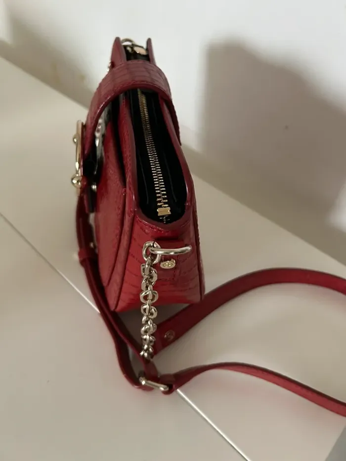 Claudie Pierlot, sac en cuir rouge - photo numéro 7