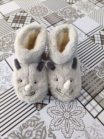 Chaussons pointure 24/25