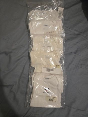Lot de 5 bodies body neuf fille