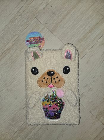 Carnet chien neuf avec paillettes