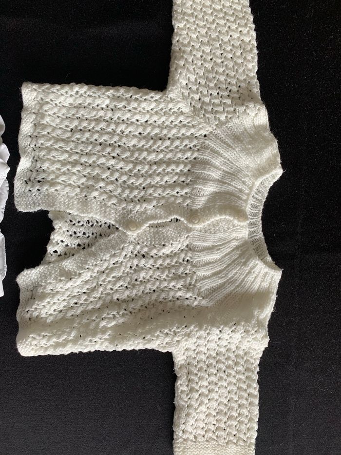 Ensemble lot blanc gilet & body Jacadi 1 mois - photo numéro 2