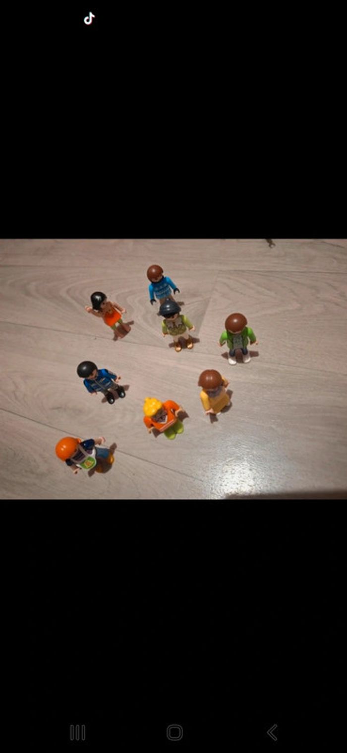 Lot de 8 personnages enfants Playmobil
