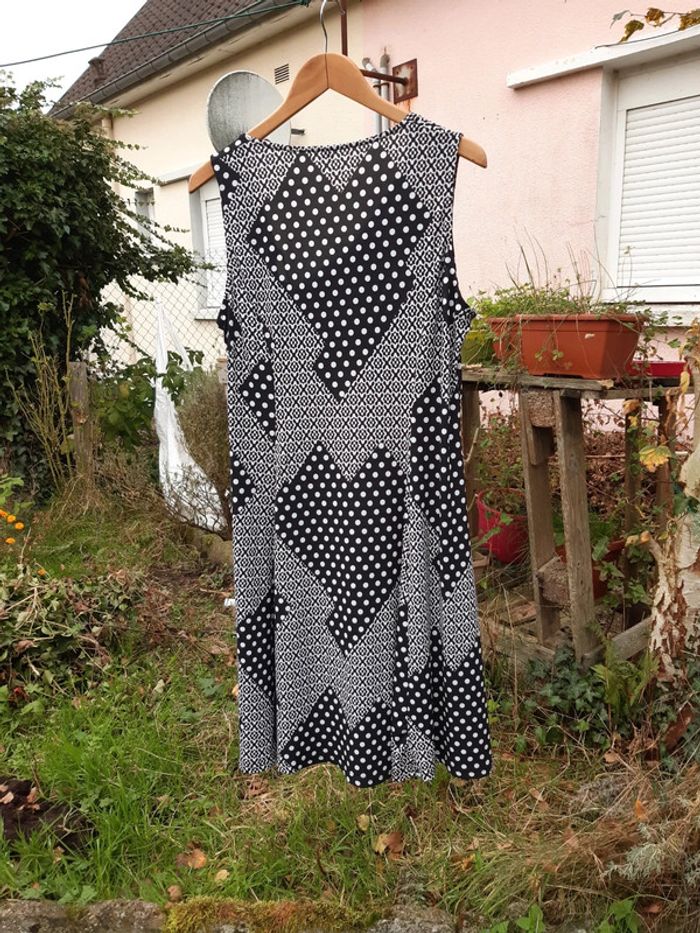 Robe T5 - photo numéro 2