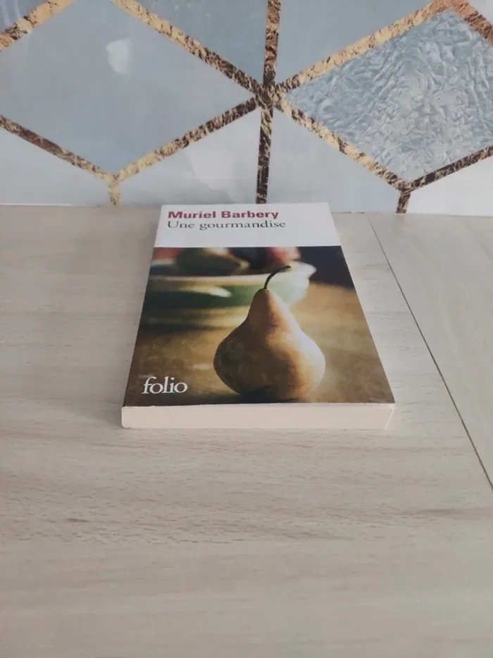 Livre poche une gourmandise Muriel Barbery - photo numéro 2