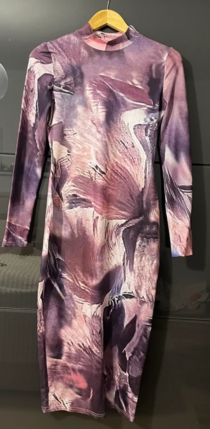 Figurbetontes Kleid mit Batik, Stehkragen Gr. 38 - photo numéro 2