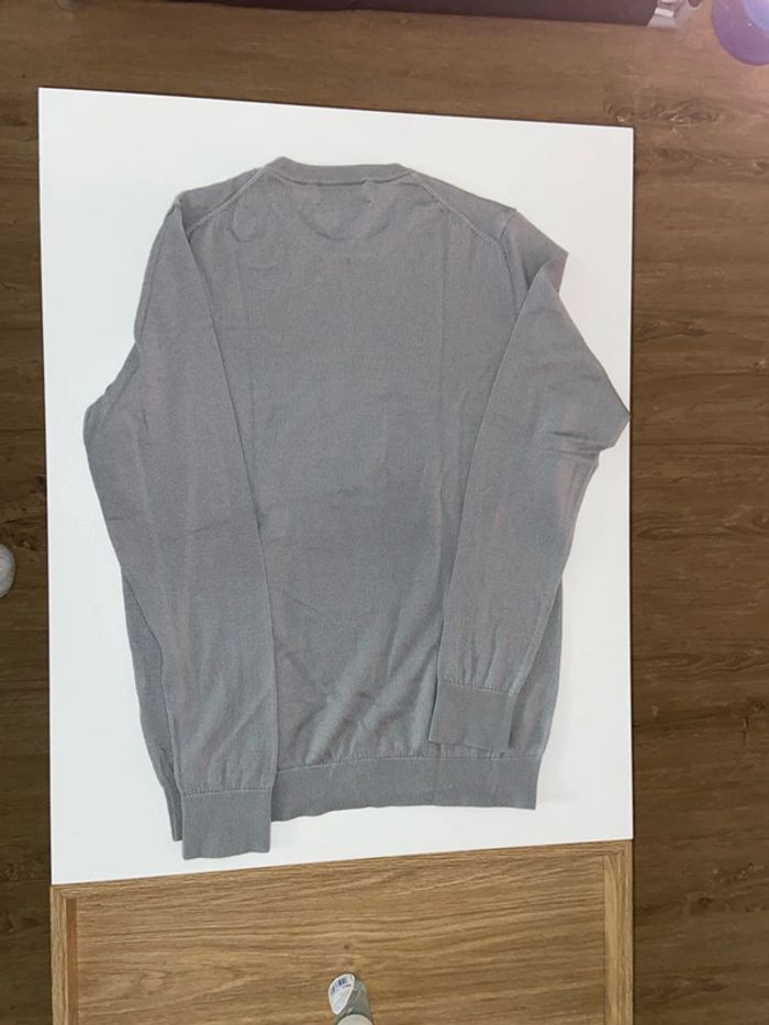 Pull gris - photo numéro 2