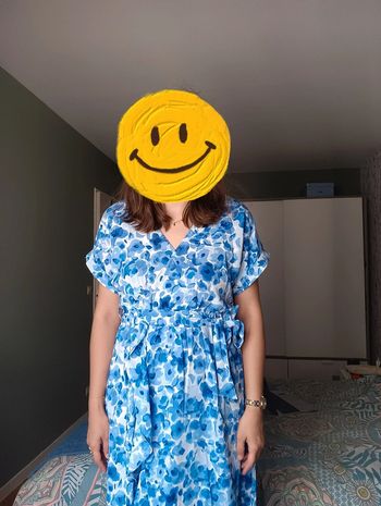 Robe longue d'été bleu à fleurs Taille M Emma & Ella Neuf avec étiquette
