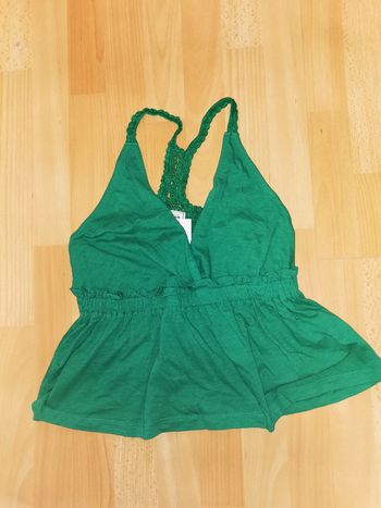 Petit top femme neuf