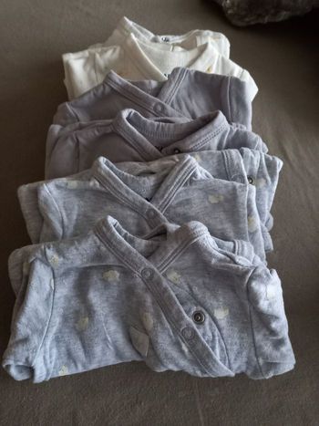 Lot de 6 Pyjamas kiabi, naissance