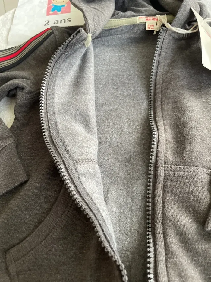 Gilet dpam 2 ans neuf - photo numéro 5