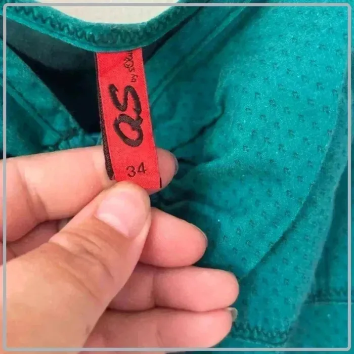 Magnifique  robe  taille xs  marque qs - photo numéro 5