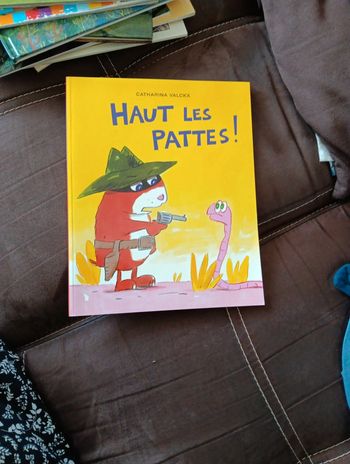 Livre Haut les pattes de Catharina Valckx