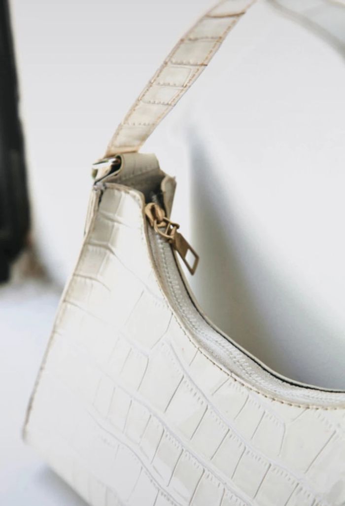 Petit sac à main baguette croco blanc - photo numéro 3