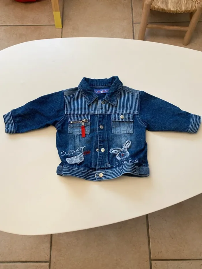 Super mignonne veste en jean 6-12 mois