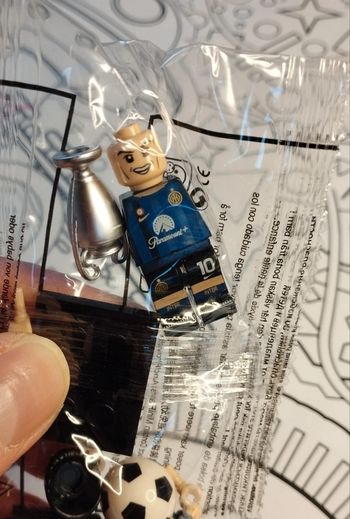 Petit personnage type Lego football neuf Lautaro Martinez inter Milan