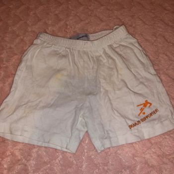 taille 9 mois en très bon état