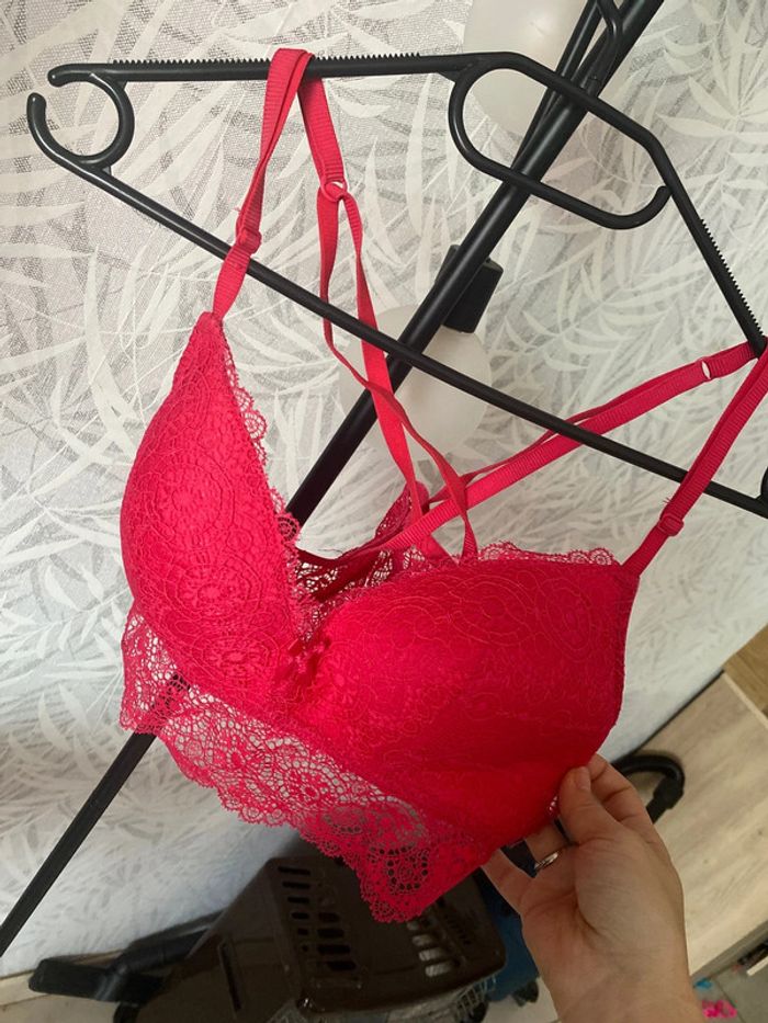 Brassière