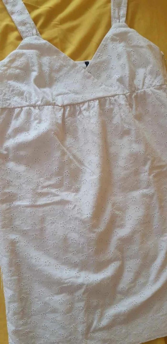 Robe en broderie  anglaise Naf  Naf  T40/42 - photo numéro 5