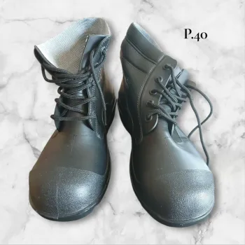 Chaussure montante de sécurité P.40 neuve