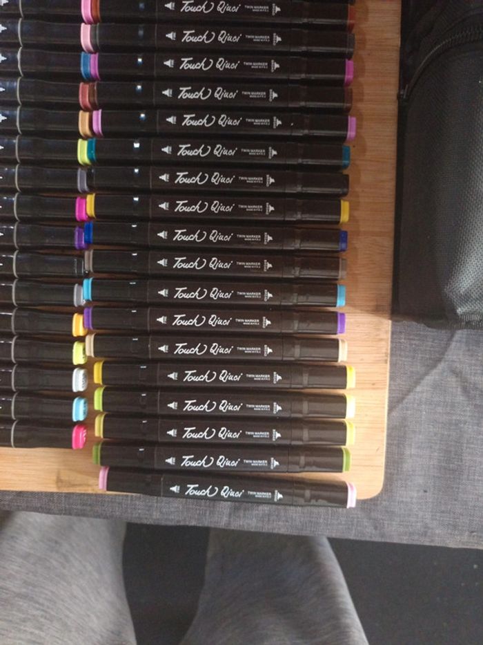Lot de 53 feutres comme neuf - photo numéro 10