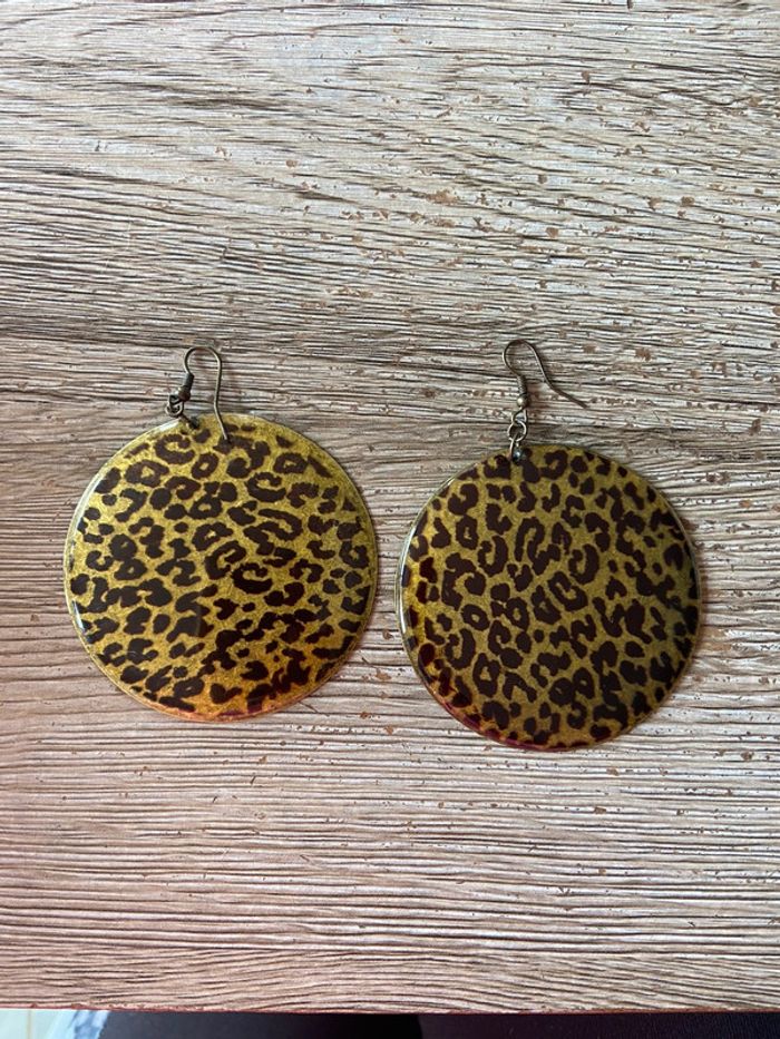Boucle d’oreille léopard