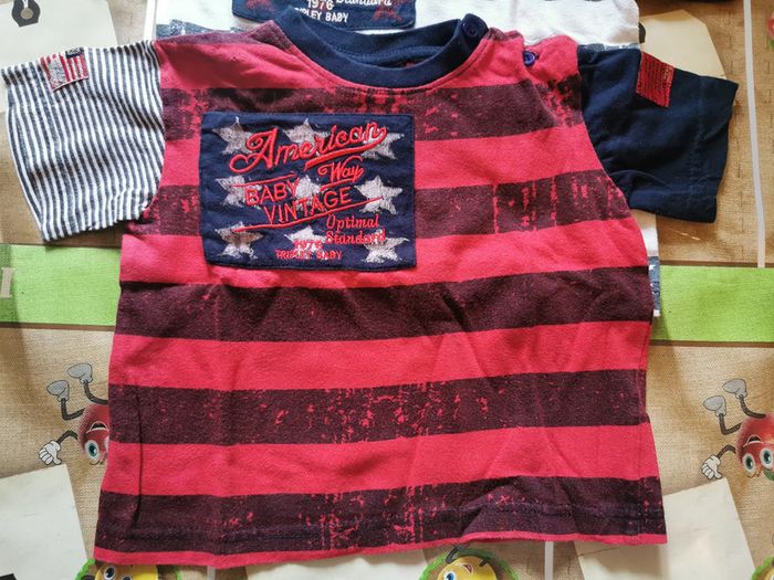 lot de 2 t-shirts taille 18 mois - photo numéro 3