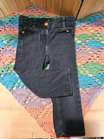 Jeans noir, fille kiabi 18 mois