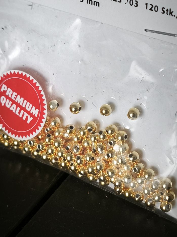 Perles dorées - photo numéro 2