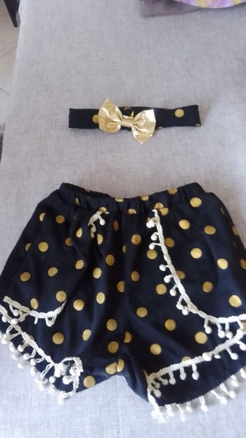 Short fille noire et doré 