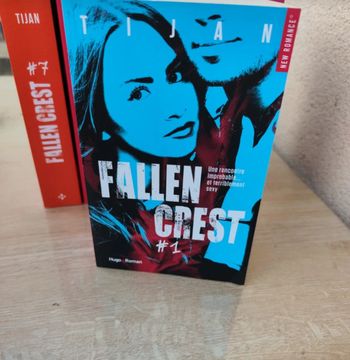 Fallen Crest - Tome 1