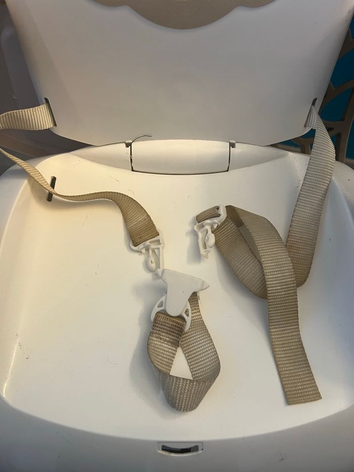 Chaise haute - photo numéro 3